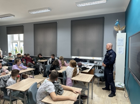 Wizyta policji - prelekcja o agresywnym zachowaniu