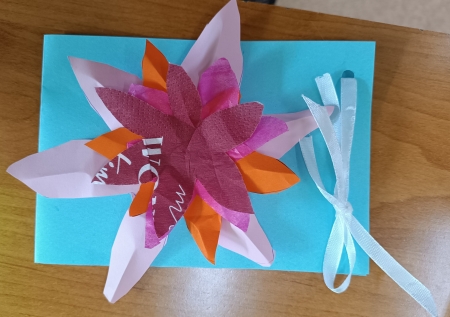 Przygotowania do Dnia Matki w naszej świetlicy