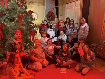 Klasa 3a w Wielkiej Fabryce Elfów