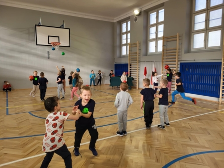 Mikołajkowa Olimpiada  Przedszkolaków